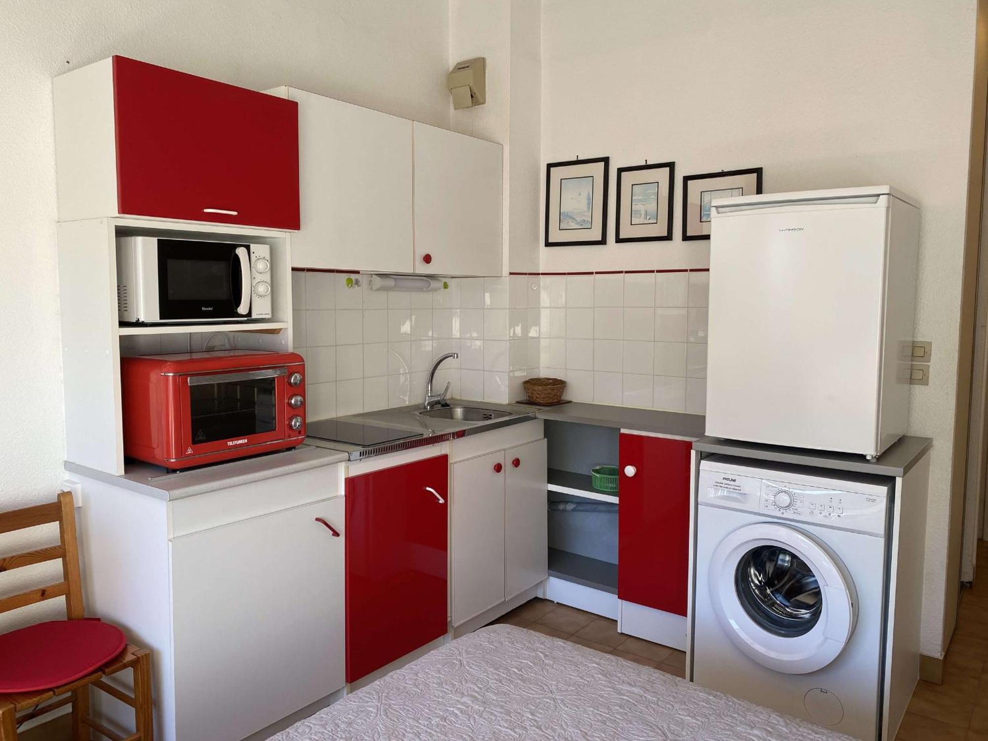 Studio Confort 2* Avec 2 Parkings Prives, Proche Thermes, Calme Et Bien Equipe - Balaruc-Les-Bains - Fr-1-553-114 Zewnętrze zdjęcie